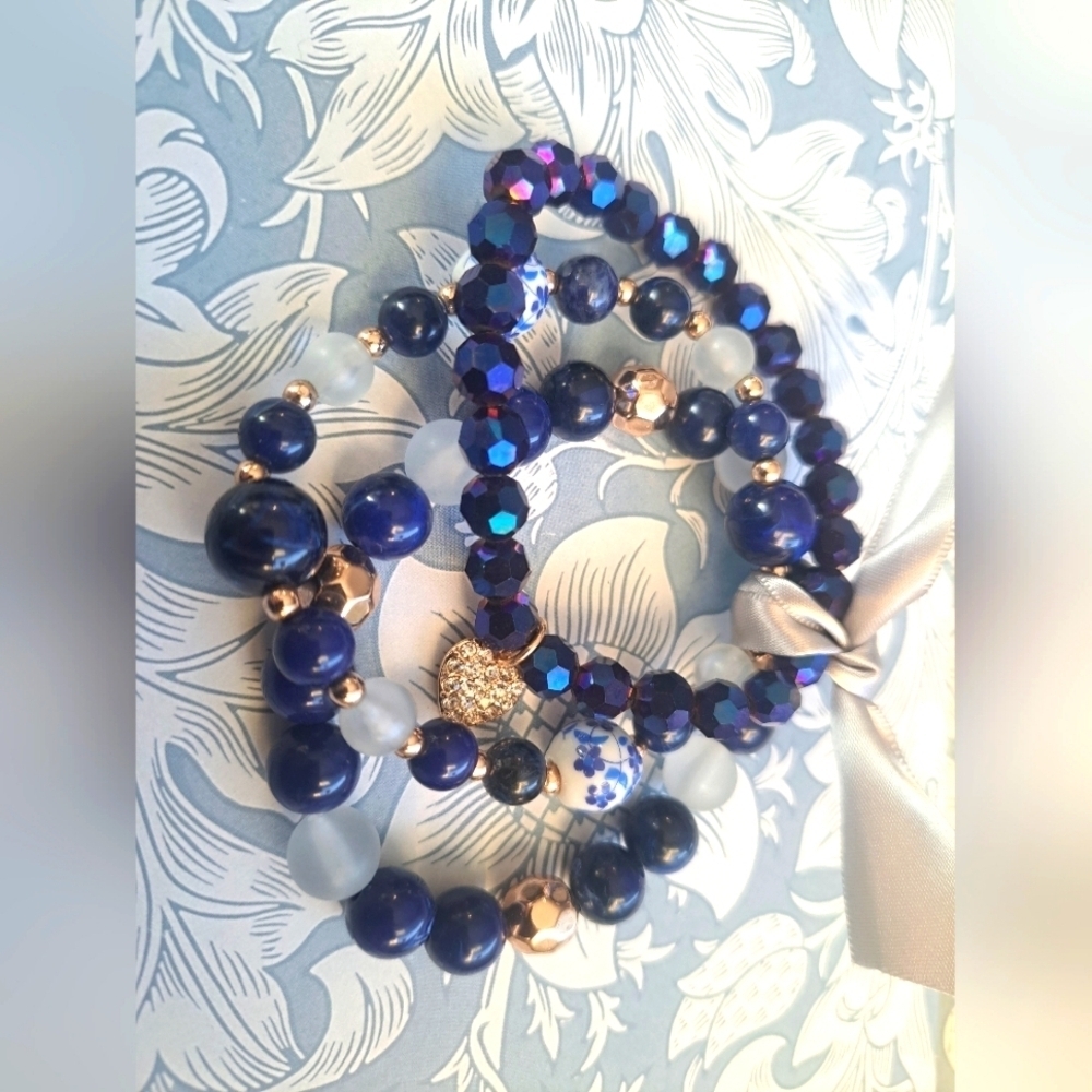 Set of 3 blue galss and ceramic beads